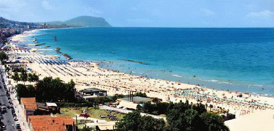 Marche Hills Apartment Morrovalle Bagian luar foto