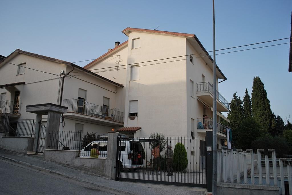 Marche Hills Apartment Morrovalle Bagian luar foto
